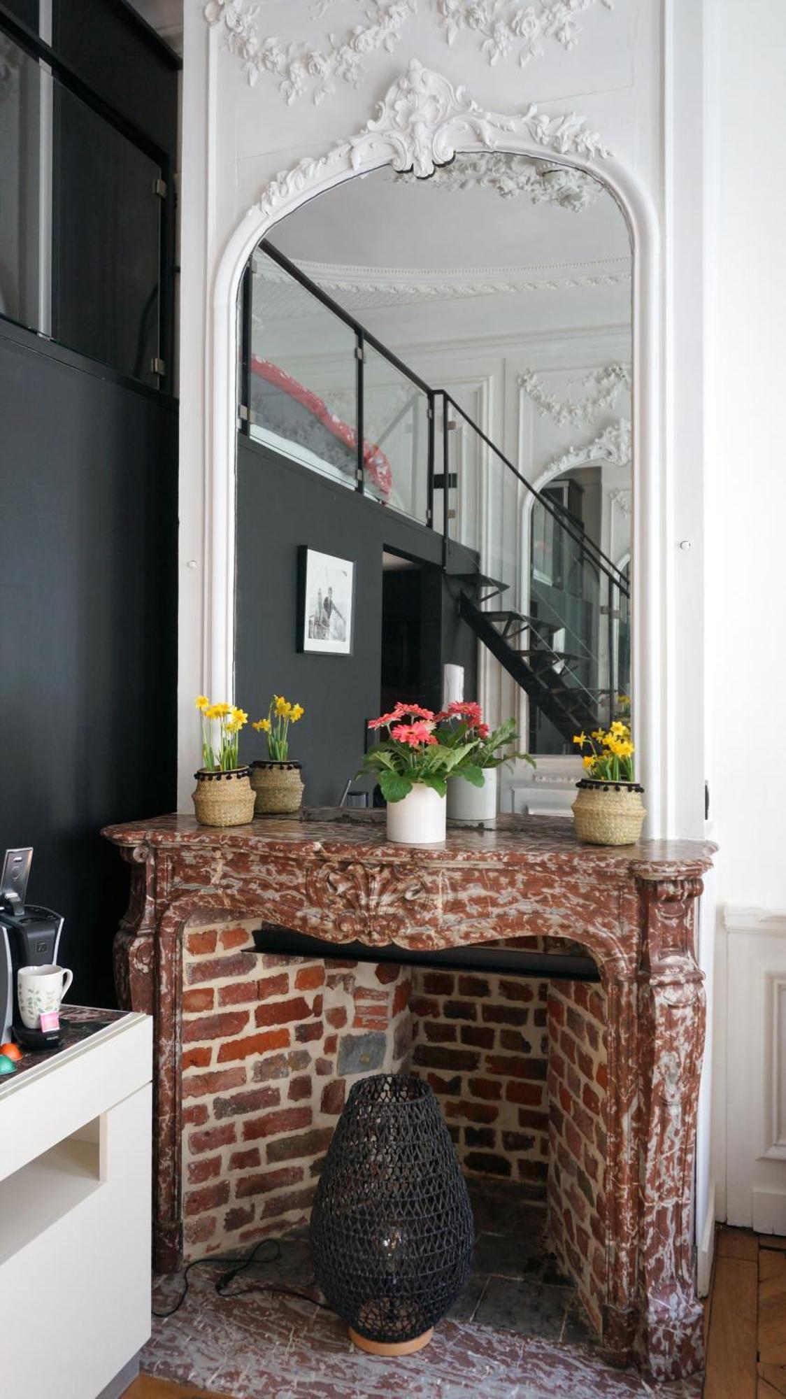 Apartment Superbe Refait A Neuf, Plein Centre De *