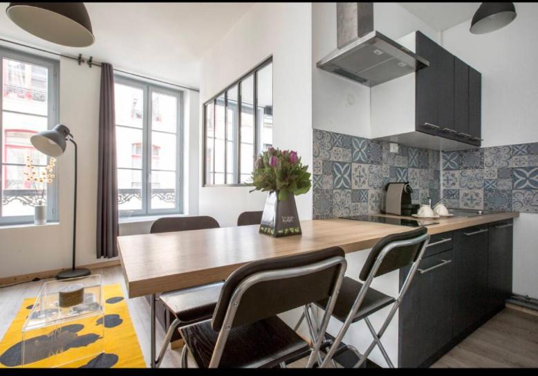 Au Coeur Du Vieux-lille Apartment *