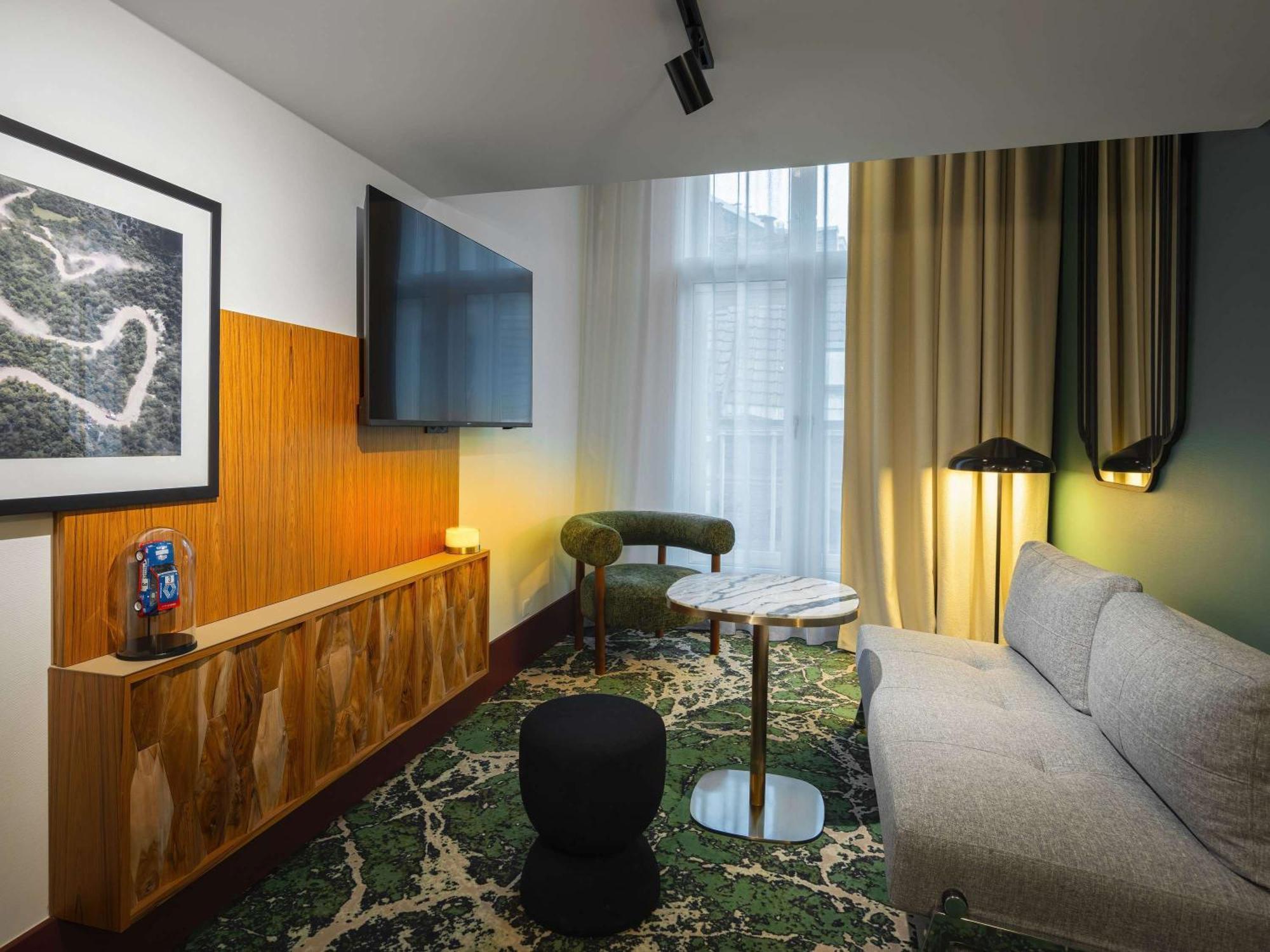 Hotel Mercure Centre Vieux 4*