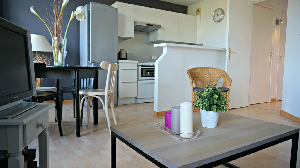 Little - Jean Apartment *