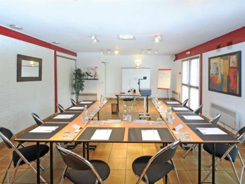 Hotel Comfort Lomme 3*