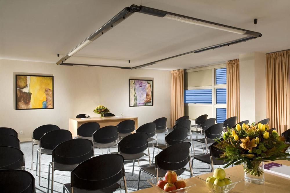 Citadines Centre 3*