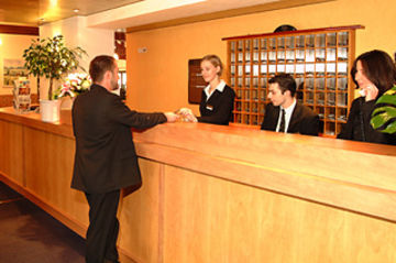 Comfort Villeneuve D'ascq 2* Lille