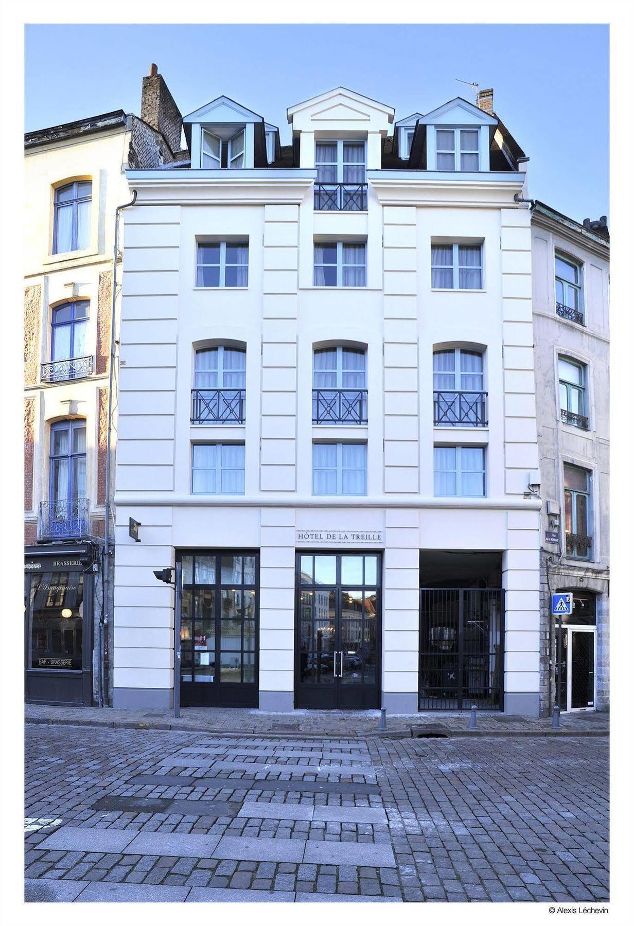 De La Treille