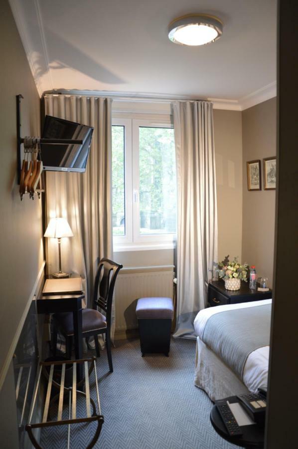 De La Treille Hotel