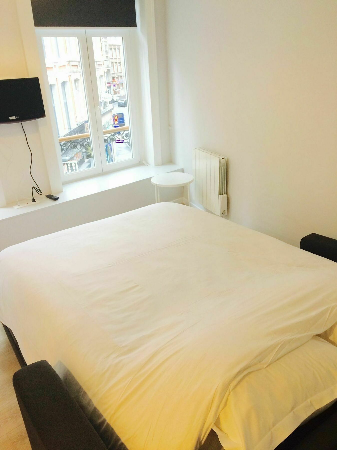 42 Priez Apartment *